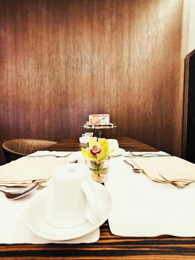 Diva Luxury Hotel Рим Экстерьер фото